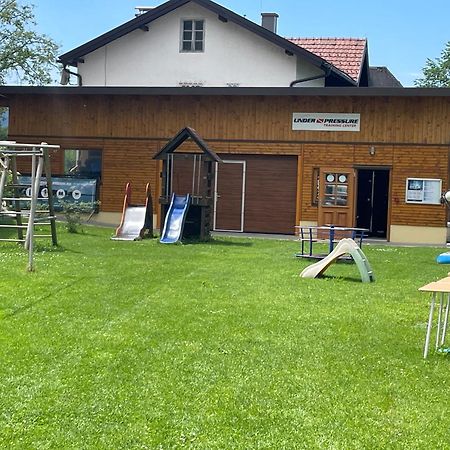 Gasthof Mit Seeterasse & Appartements Zur Landeroith Вайрег Екстериор снимка